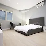 Status-M Apartments Franca